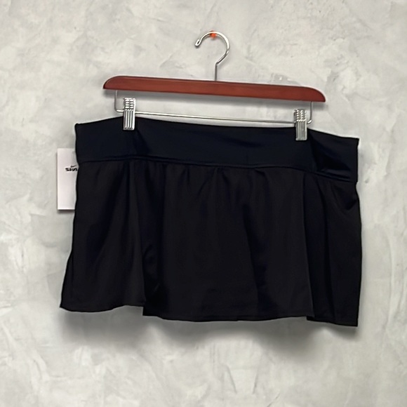 Nike Women XL Essential Swim Boardskirt - Picture 8 of 11